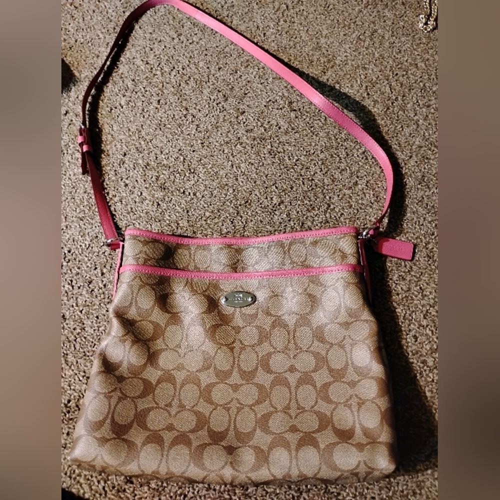 Coach Luxury Handbag Pink & Tan, long strap,Pre-Owned Purse great condition!